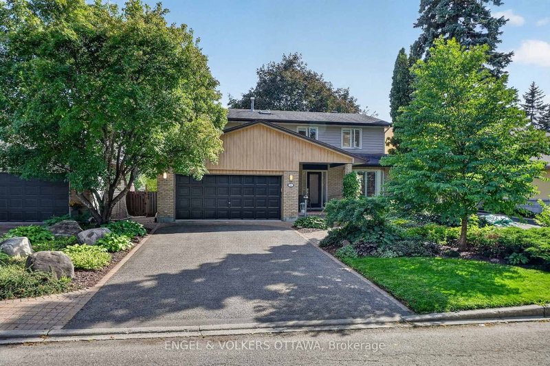 22 Lynhurst Avenue