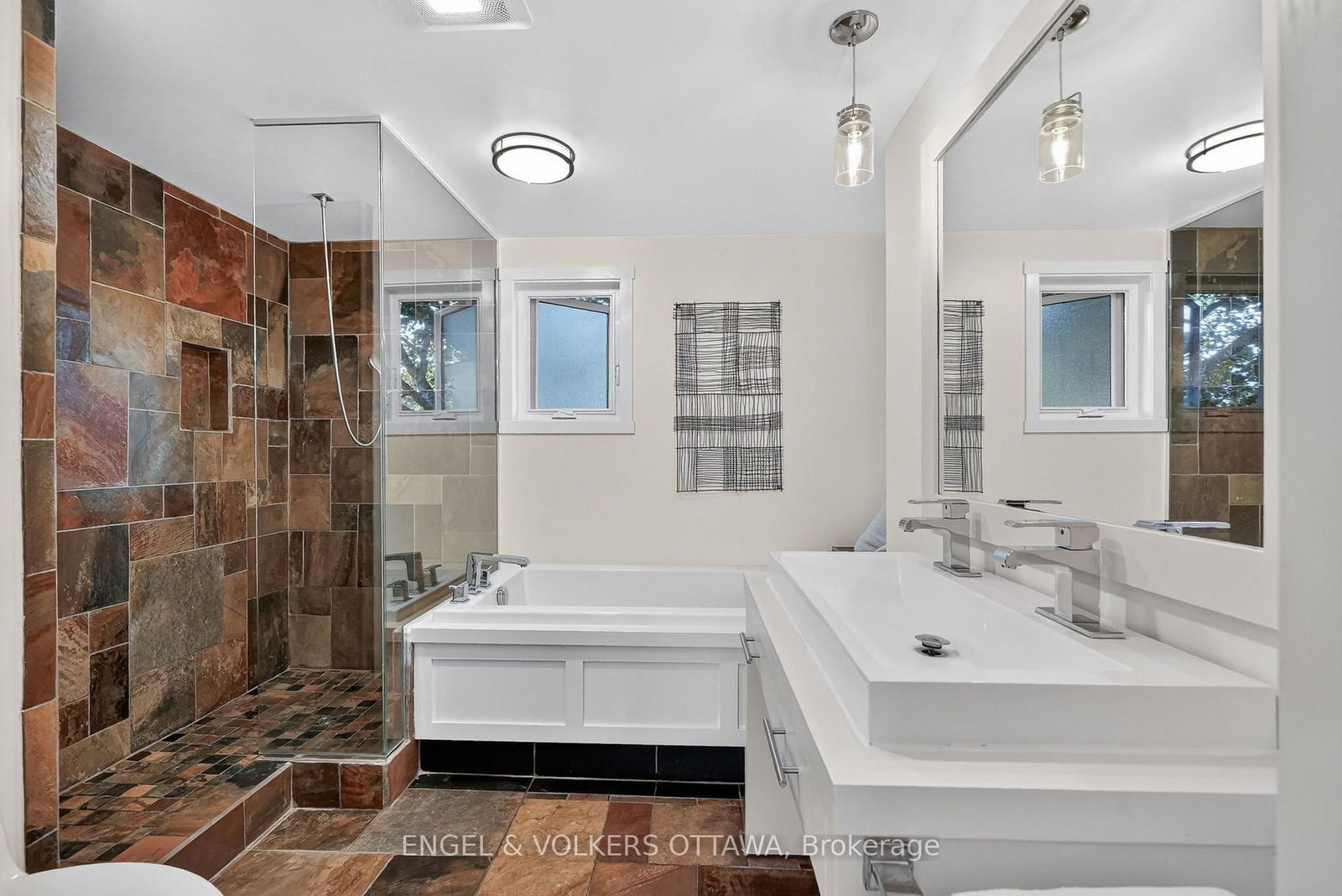 22 Lynhurst Avenue • Ottawa, ON photo 22