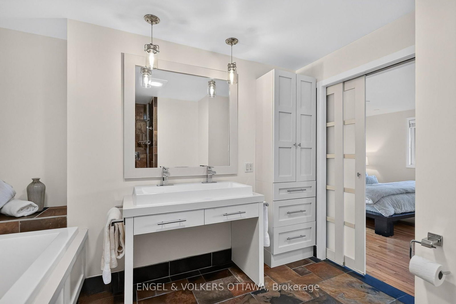 22 Lynhurst Avenue • Ottawa, ON photo 25
