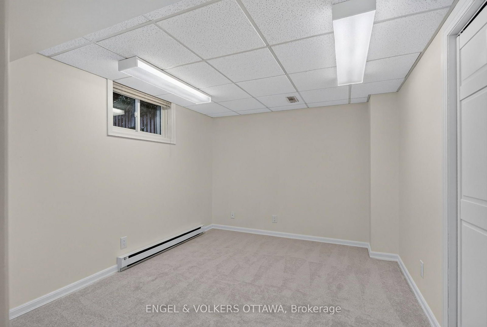 22 Lynhurst Avenue • Ottawa, ON photo 40
