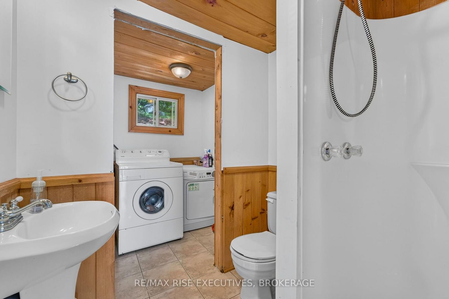 90 East Shore Lane • Tichborne, ON photo 5