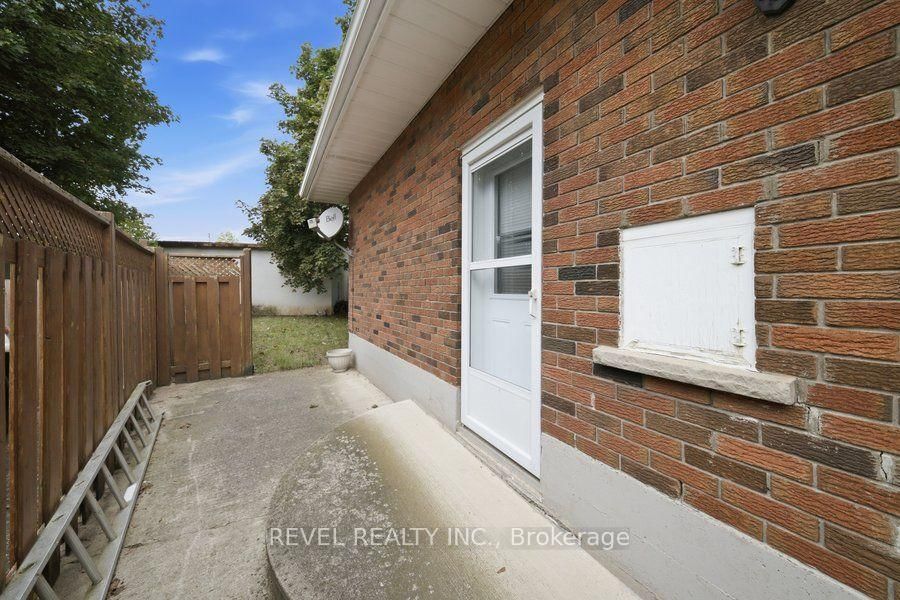 115 Tenth Avenue • Brantford, ON photo 22