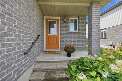 3 Leesboro Trail • Thames Centre, ON photo 3