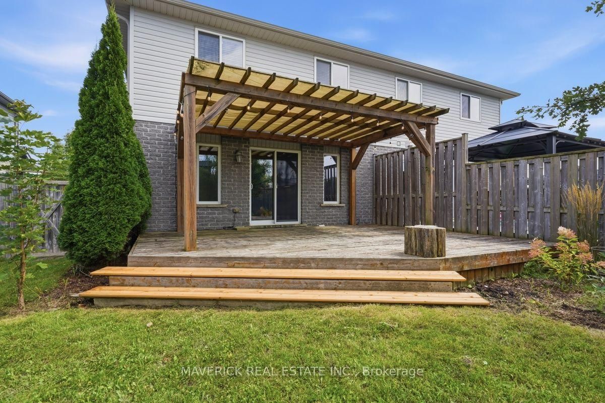 3 Leesboro Trail • Thames Centre, ON photo 39