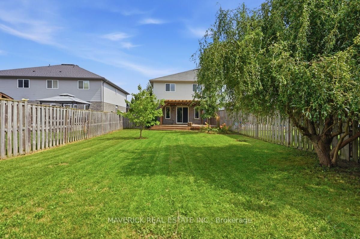 3 Leesboro Trail • Thames Centre, ON photo 43