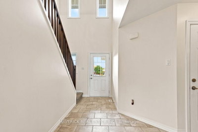 3 Leesboro Trail • Thames Centre, ON photo 5