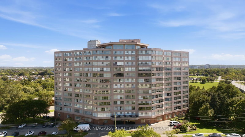411 - 7 Gale Crescent