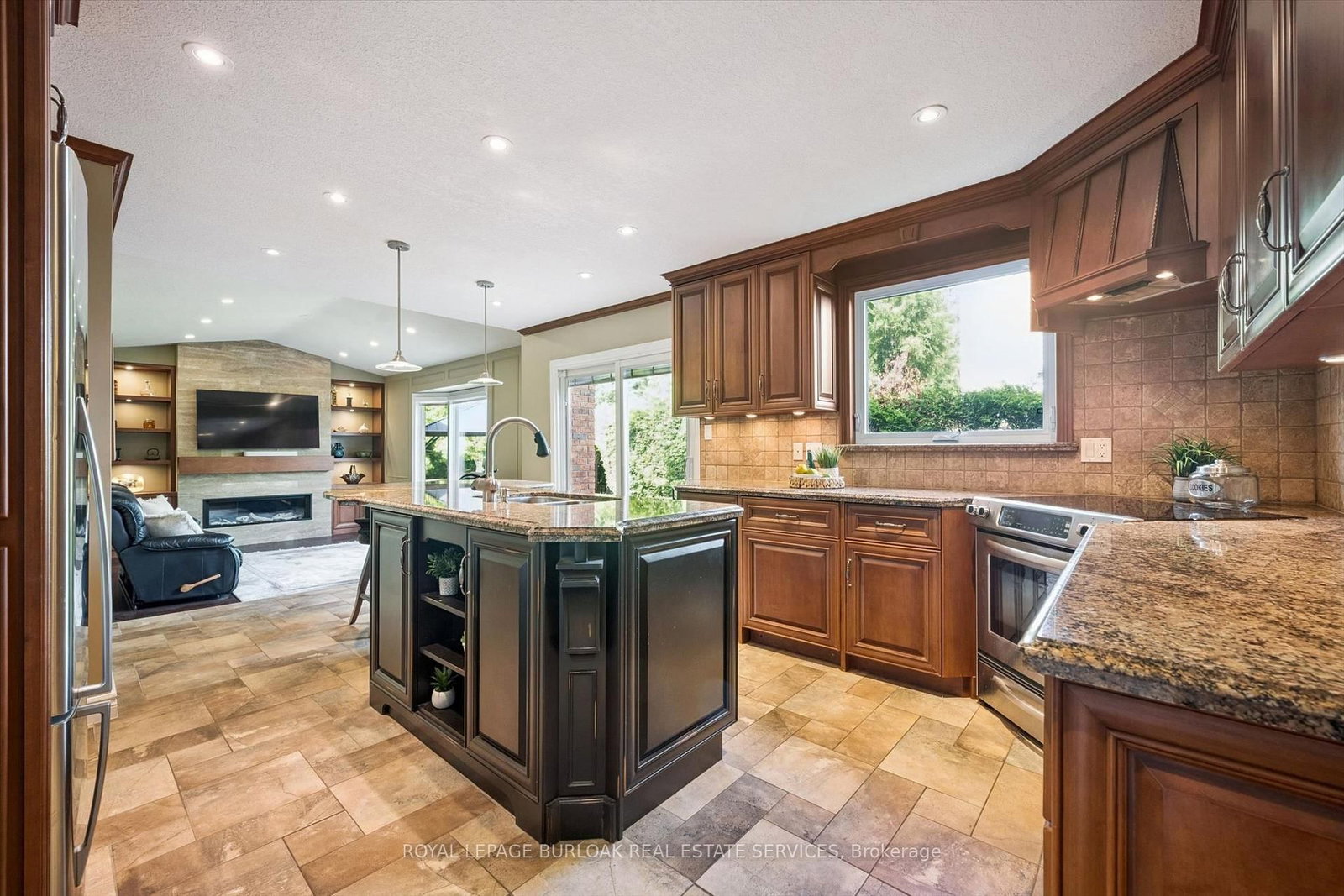 1 Chatterson Drive • Hamilton, ON photo 17
