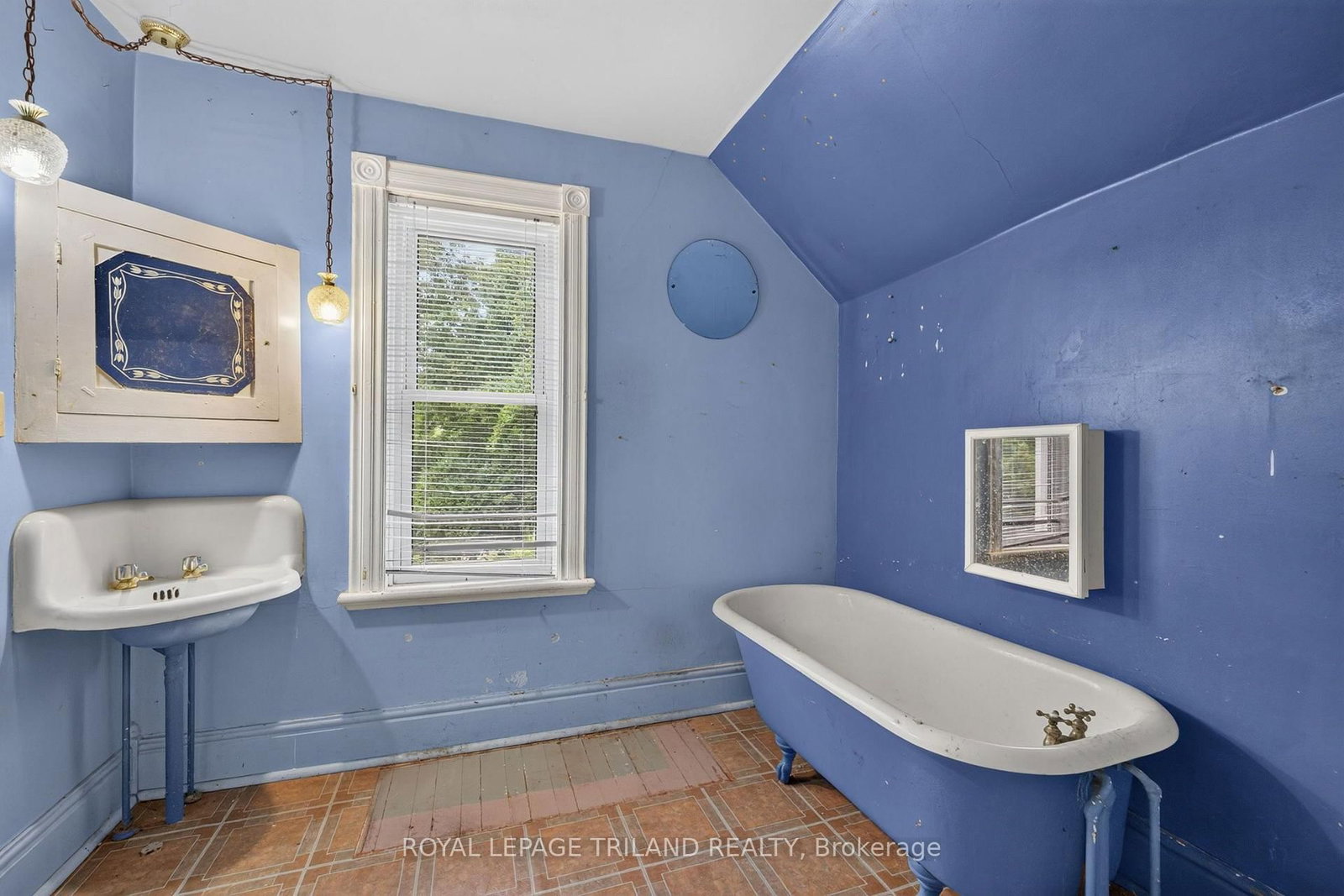 3289 River Street • Brooke-Alvinston, ON photo 19