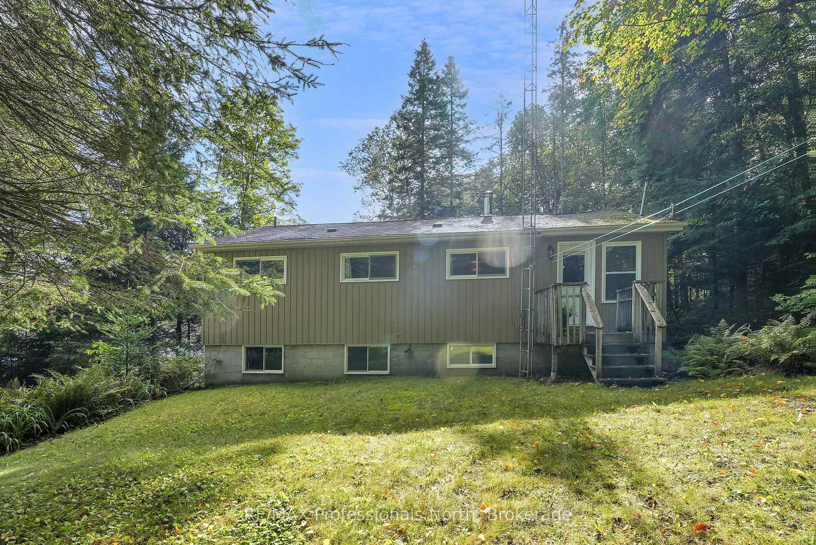 1010 Koch Trail • Highlands East, ON photo 36
