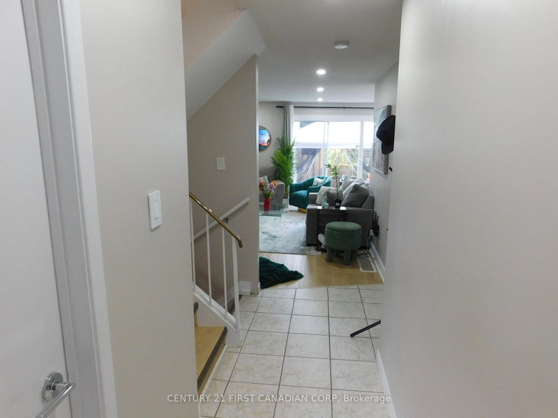 2 - 500 Osgoode Drive