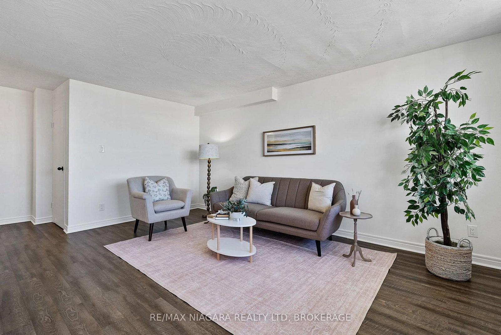 359 Geneva Street • #1002 • St. Catharines, ON photo 5