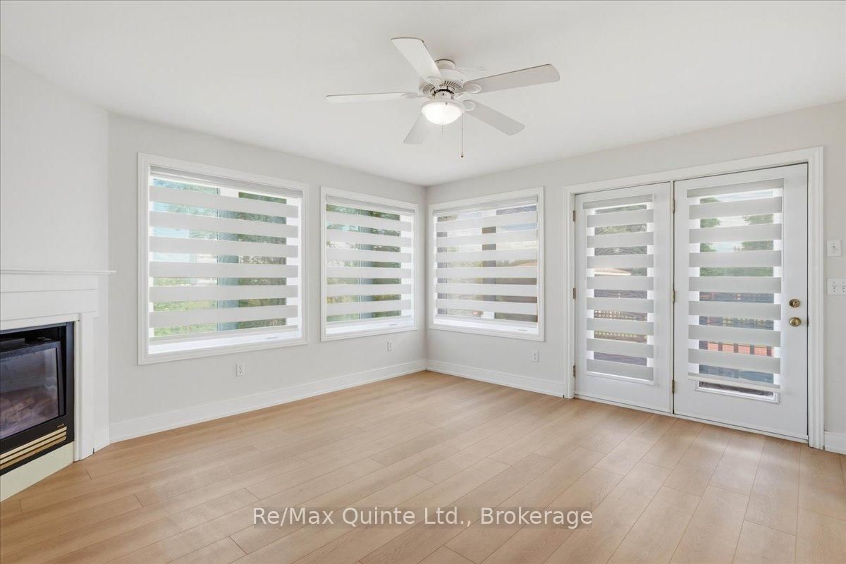 15 Robertson Lane • Belleville, ON photo 12