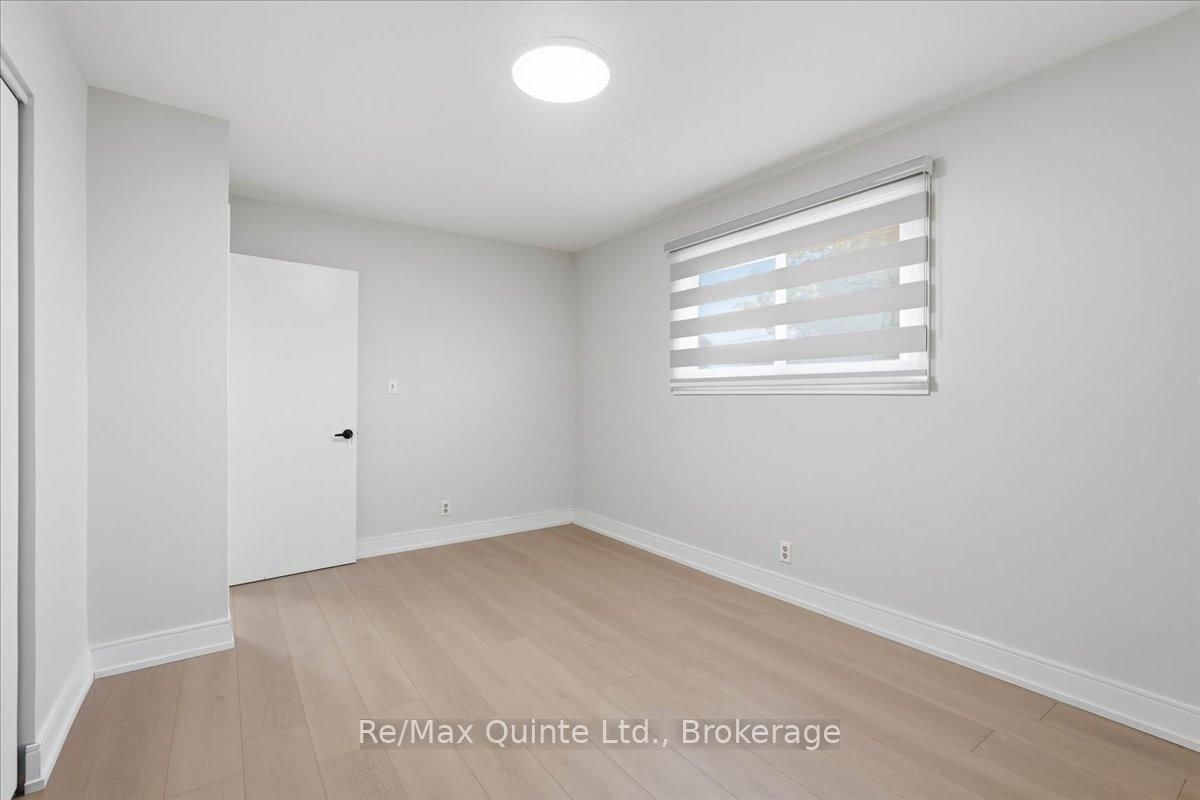 15 Robertson Lane • Belleville, ON photo 22