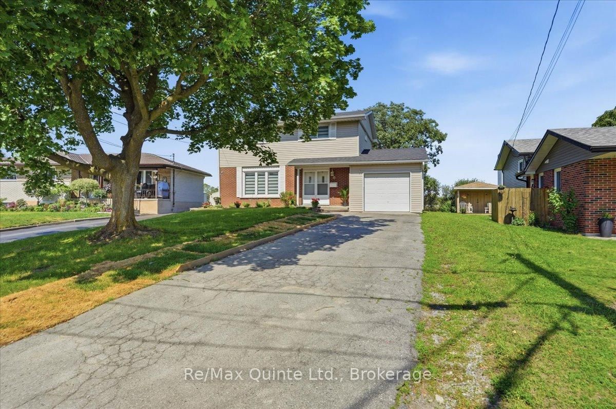 15 Robertson Lane • Belleville, ON photo 45