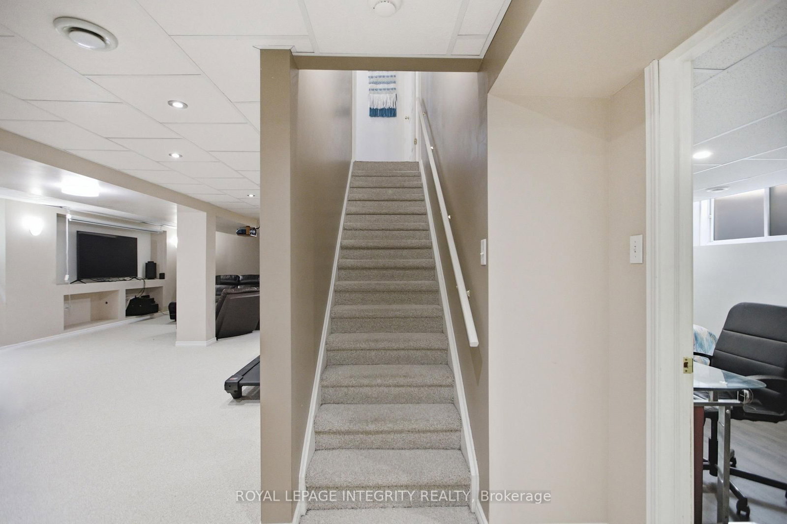 1165 Klondike Road • Ottawa, ON photo 33
