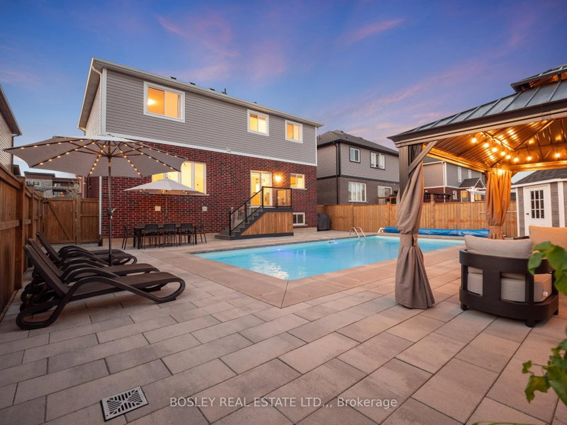 75 Bergenstein Crescent