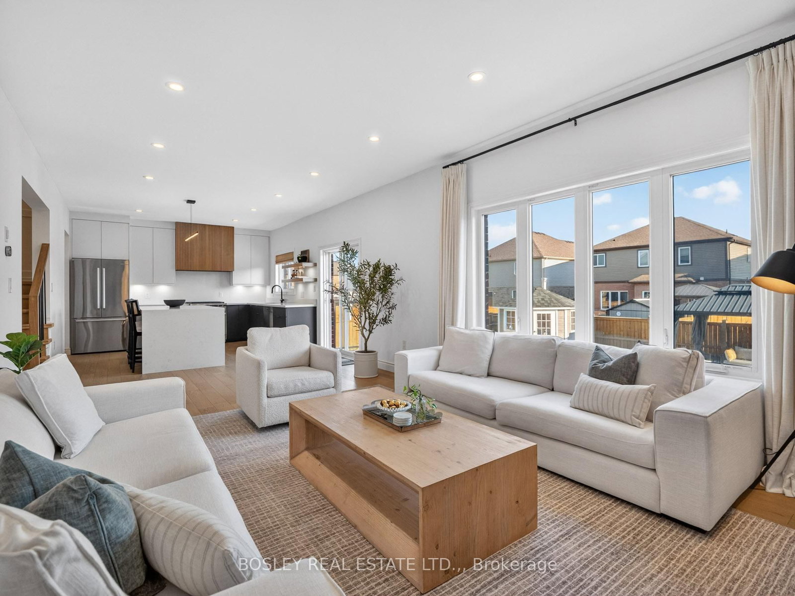 75 Bergenstein Crescent • Pelham, ON photo 3