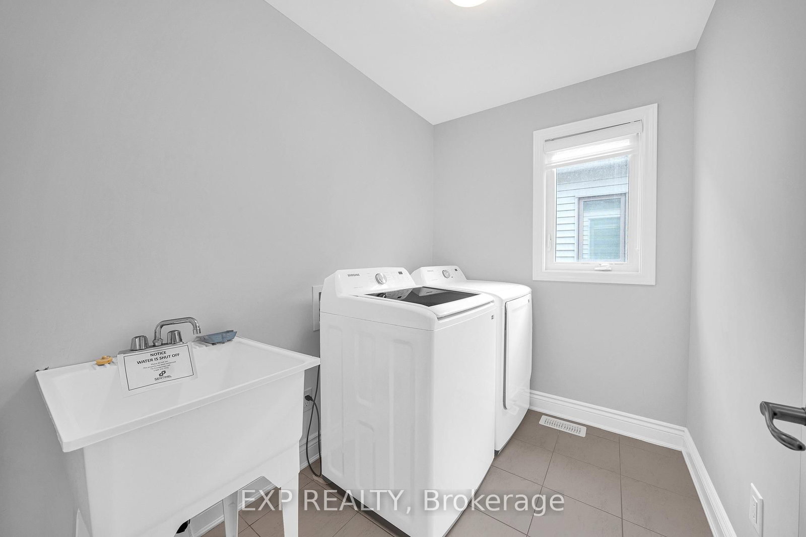 126 Yearling Circle • Richmond, ON photo 35