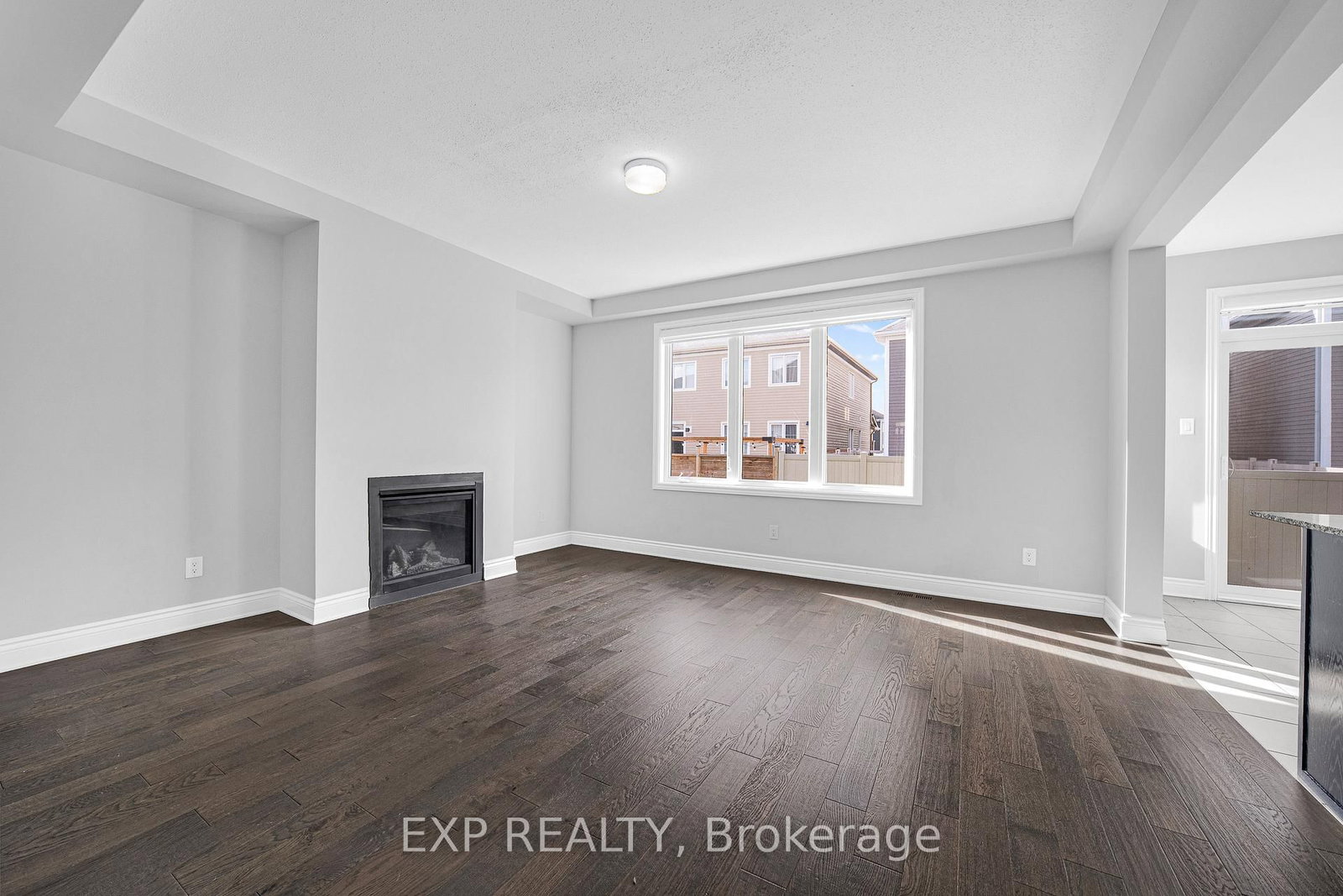 126 Yearling Circle • Richmond, ON photo 7
