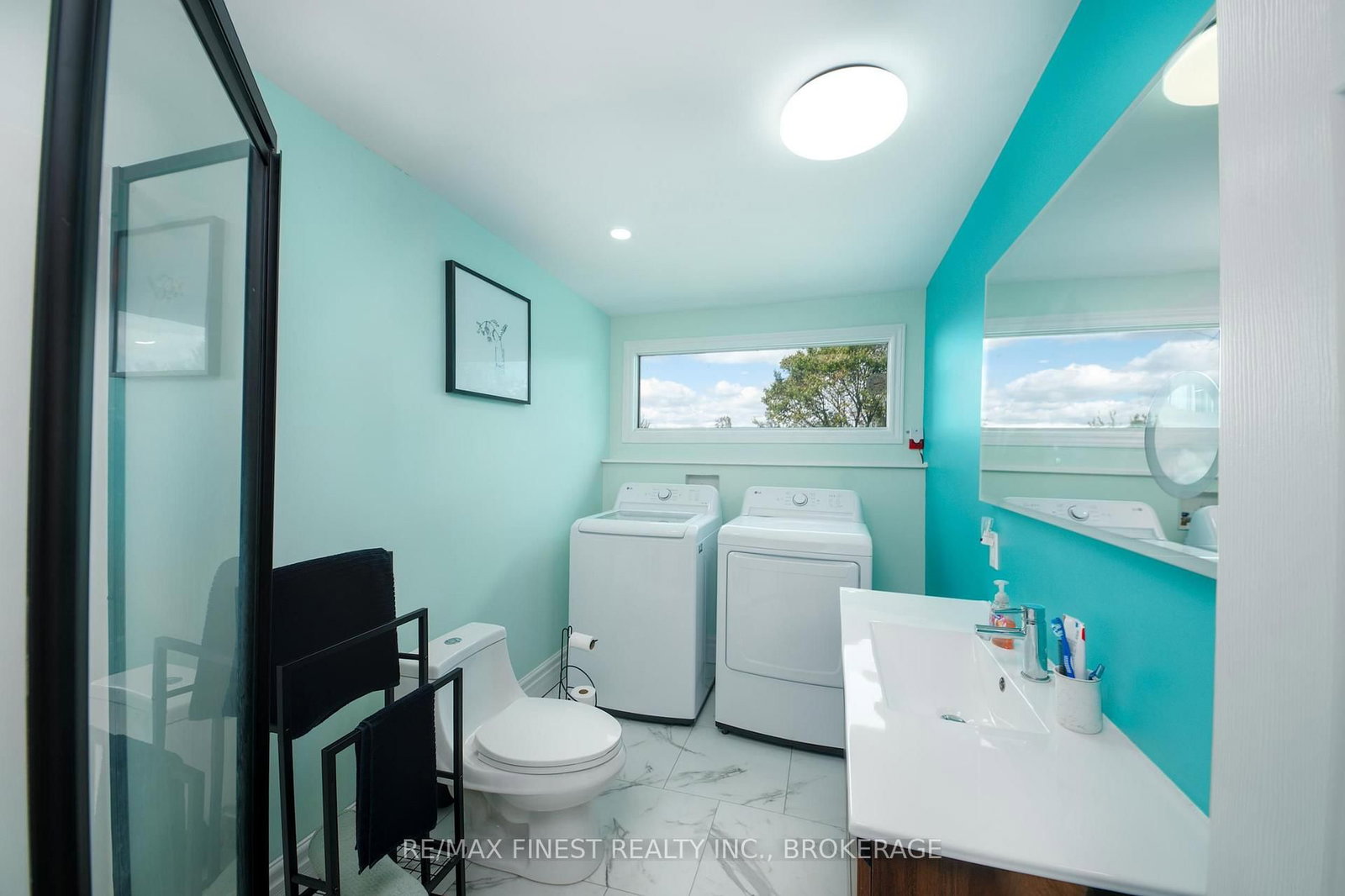 7720 Front Road • Stella, ON photo 17