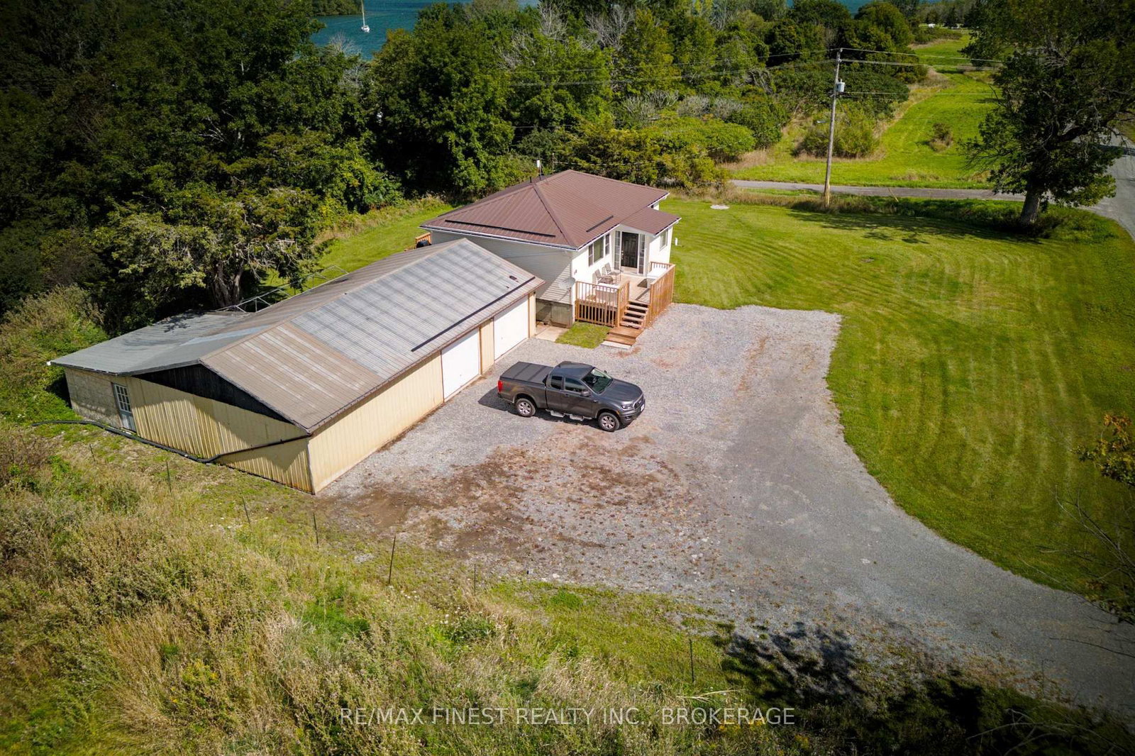 7720 Front Road • Stella, ON photo 31