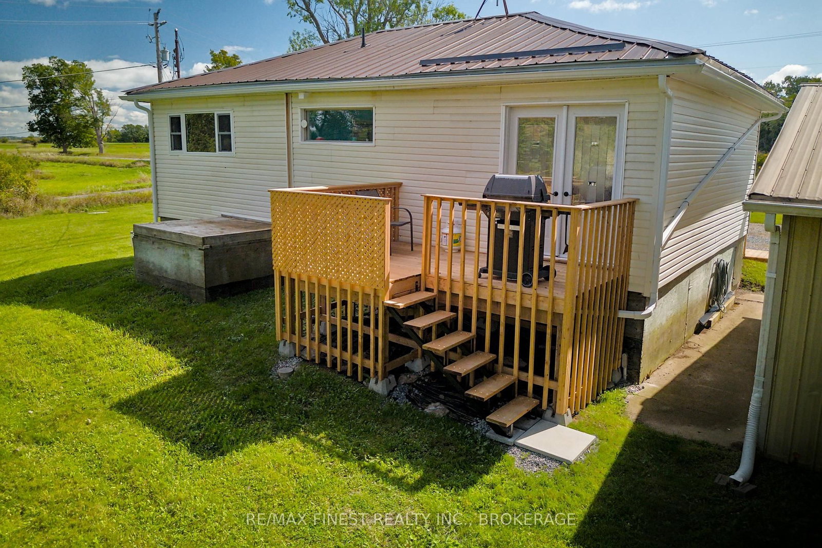 7720 Front Road • Stella, ON photo 38