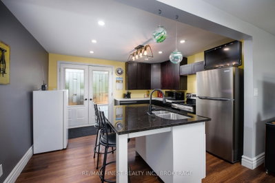 7720 Front Road • Stella, ON photo 9
