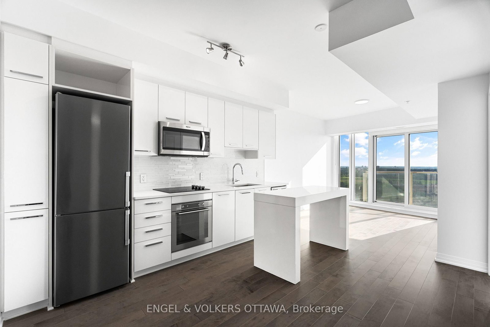 805 Carling Avenue • #3403 • Ottawa, ON photo 8