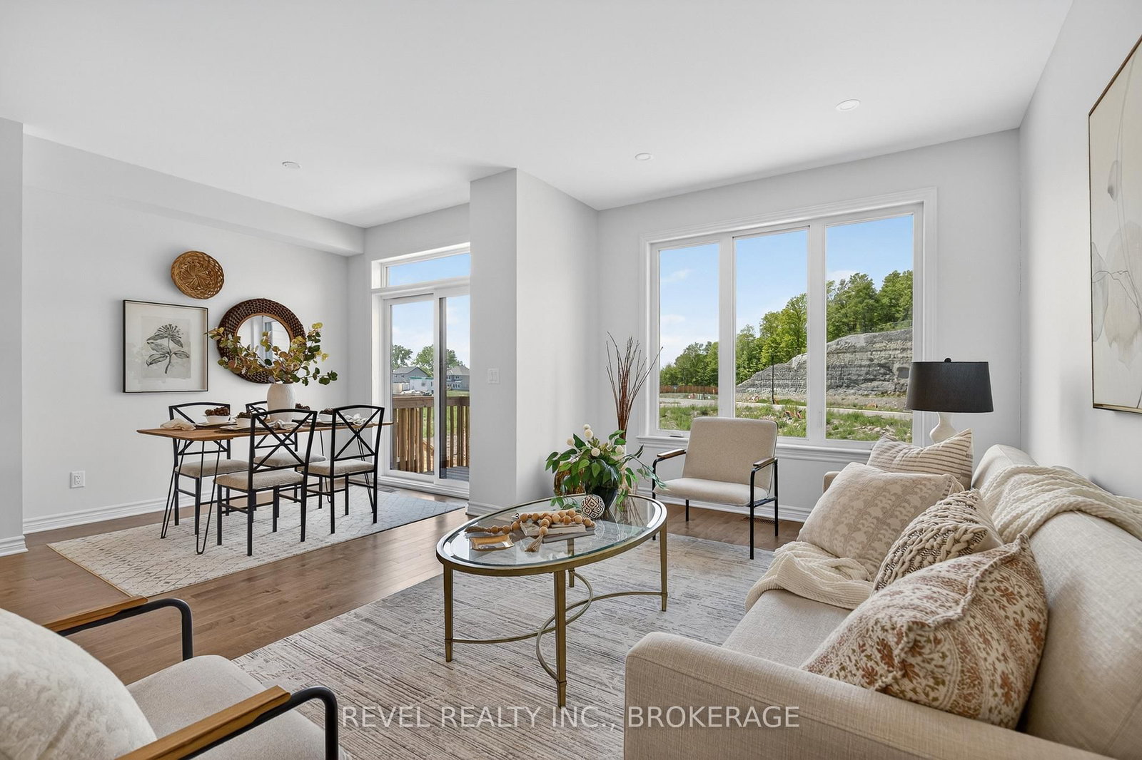 326 Dockside Drive • Kingston, ON photo 18