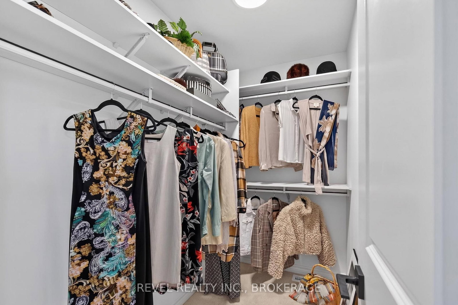 326 Dockside Drive • Kingston, ON photo 24