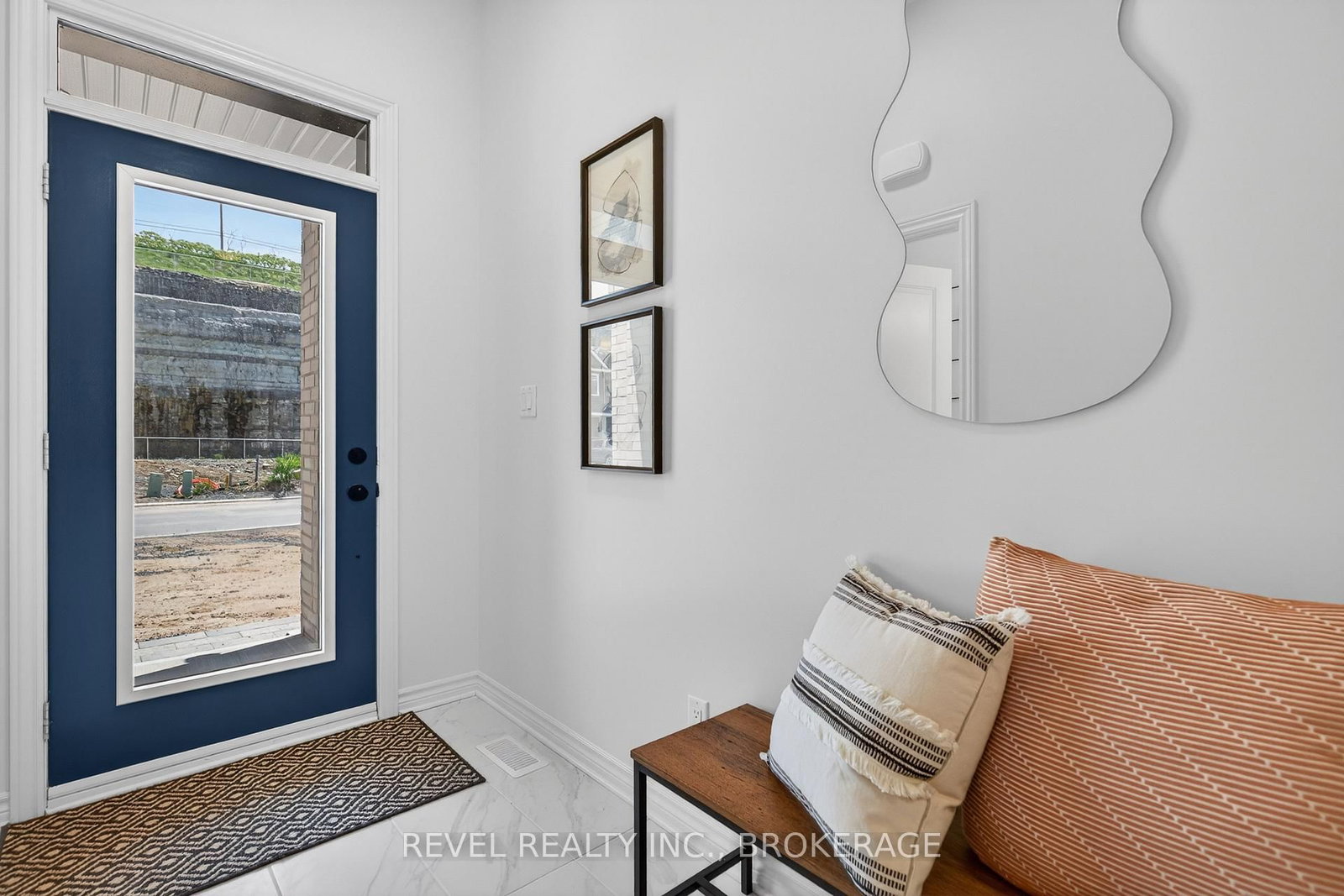 326 Dockside Drive • Kingston, ON photo 4
