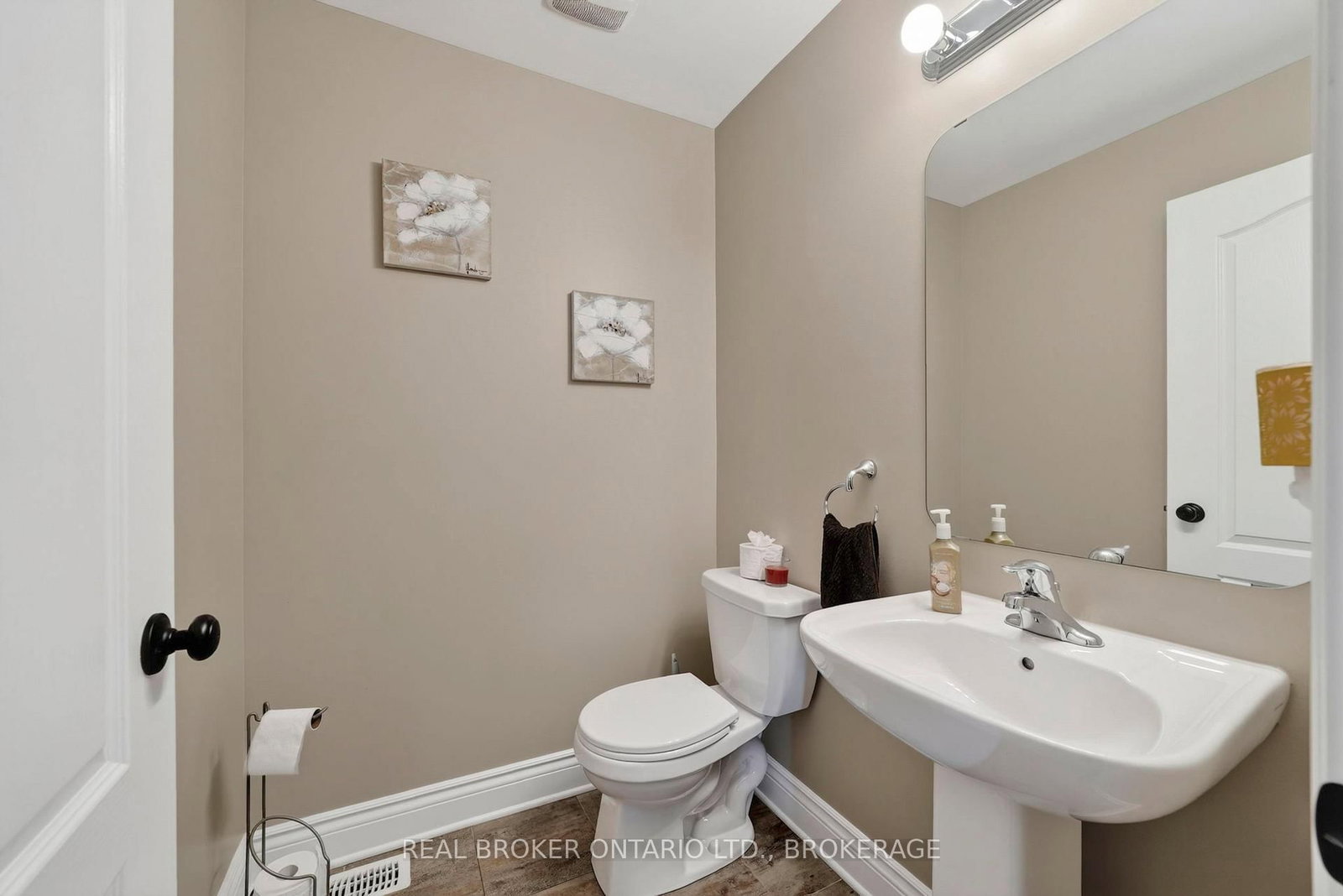 1164 Clement Court • Cornwall, ON photo 5