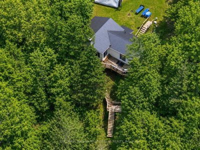 1091 Big Clear Lane • Frontenac, ON photo 2