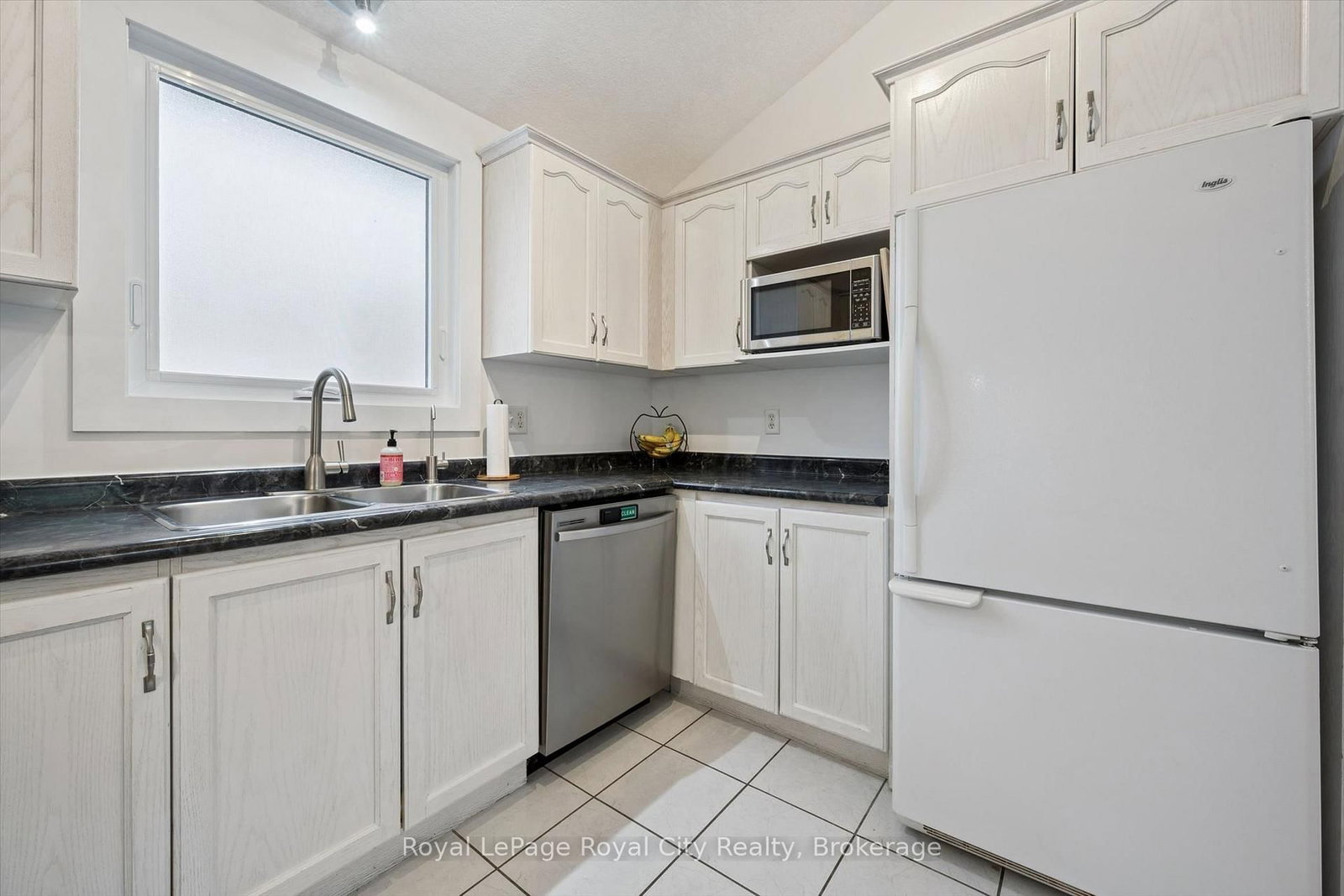 38 Borland Drive • Guelph, ON photo 12