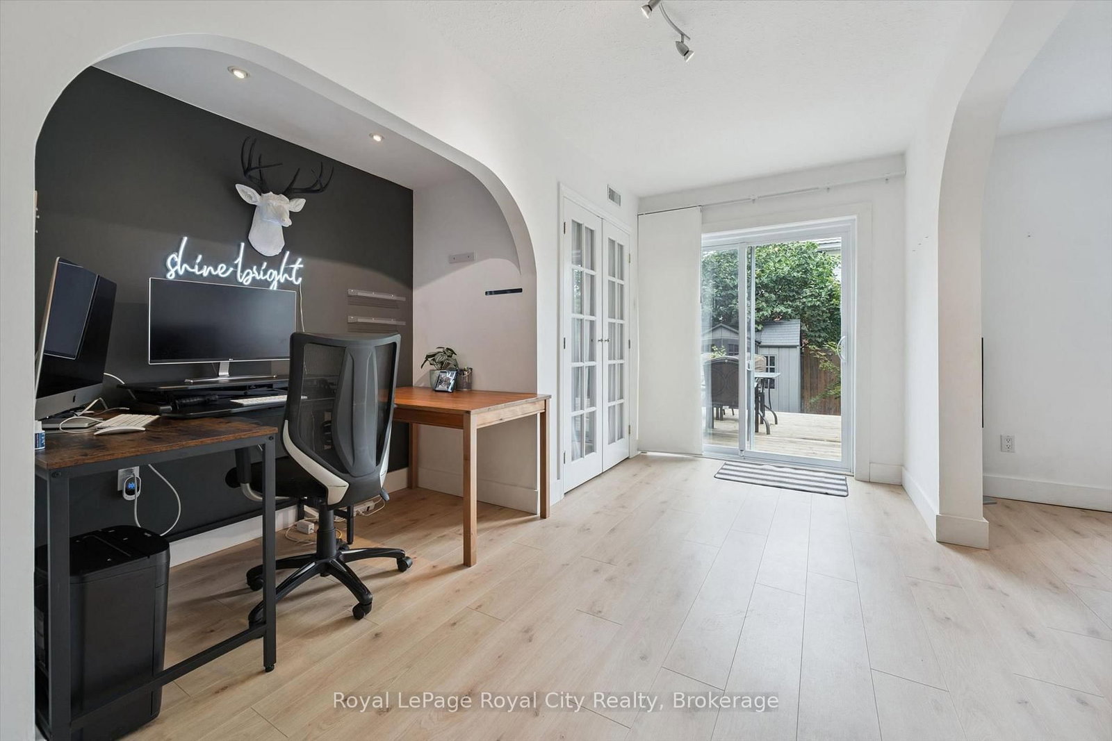 38 Borland Drive • Guelph, ON photo 15