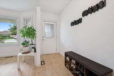 38 Borland Drive • Guelph, ON photo 3