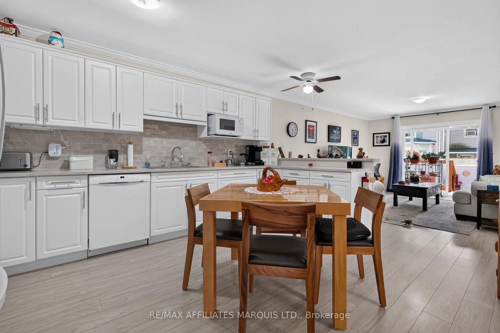 631 St Lawrence Street • Prescott, ON photo 12