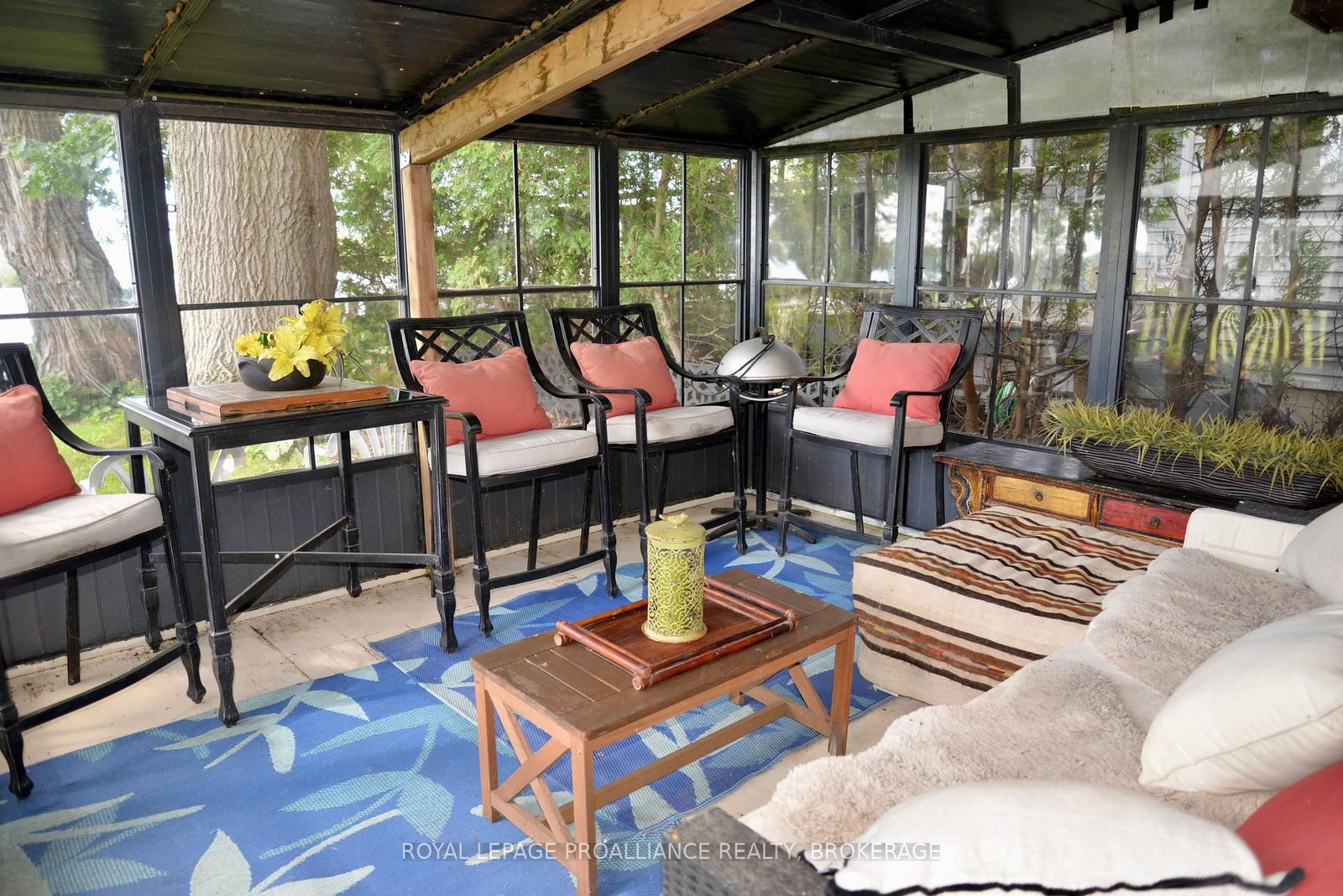 15 Sturtivans Lane • Front of Leeds & Seeleys Bay, ON photo 32