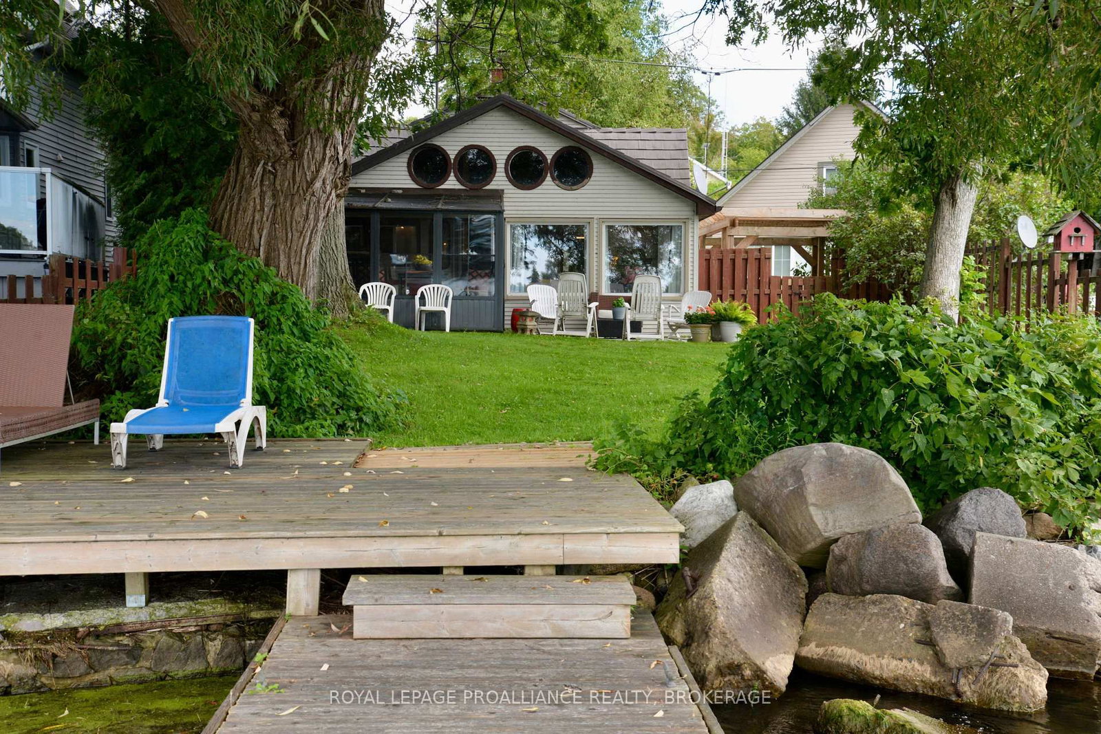 15 Sturtivans Lane • Front of Leeds & Seeleys Bay, ON photo 40