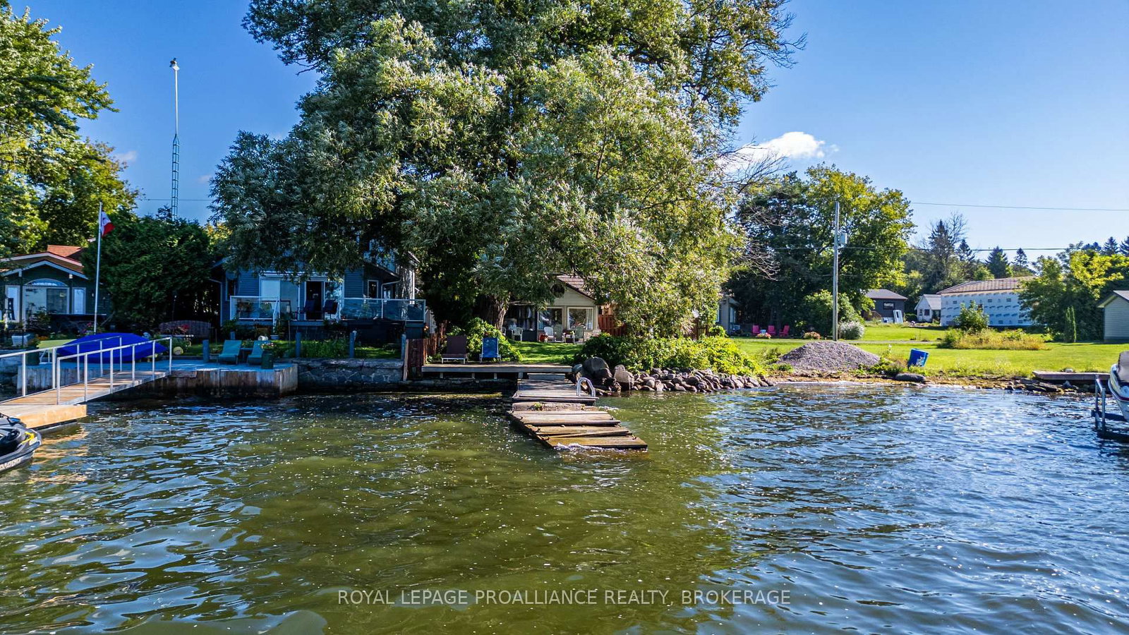 15 Sturtivans Lane • Front of Leeds & Seeleys Bay, ON photo 42