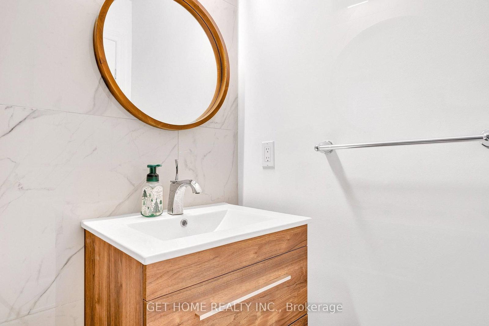 541 Starwood Drive • Guelph, ON photo 10