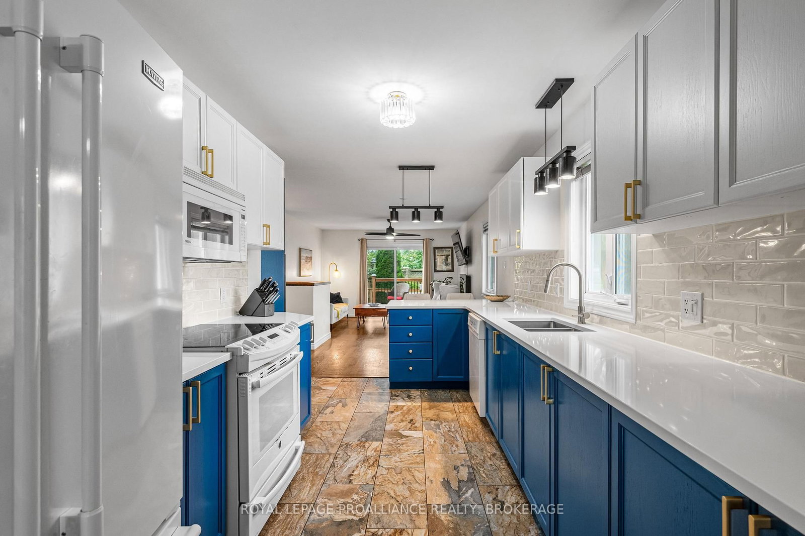 164 Amy Lynn Drive • Loyalist, ON photo 23