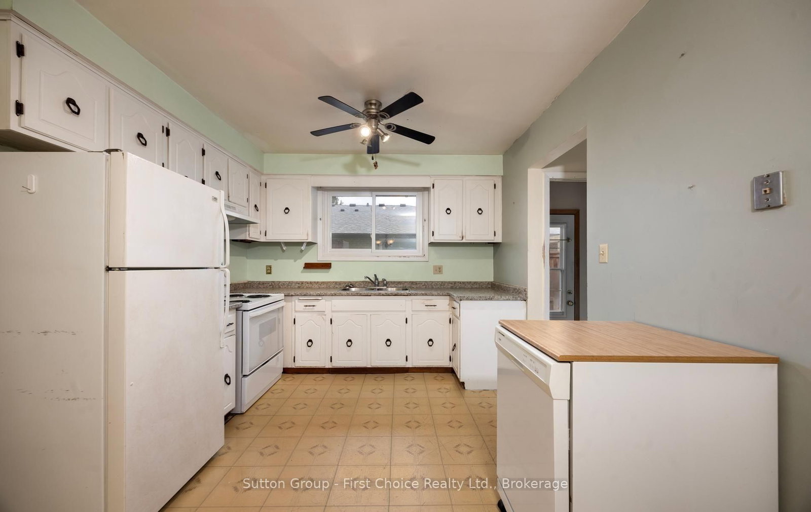 380 Maple Avenue • Stratford, ON photo 12