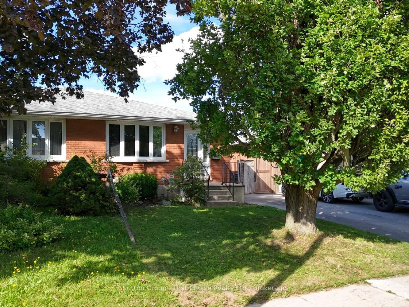 380 Maple Avenue • Stratford, ON photo 3