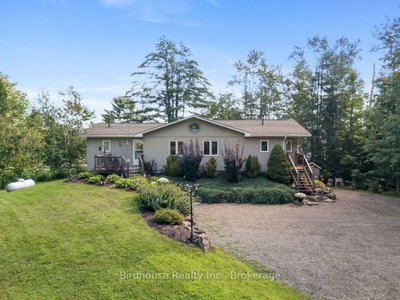 1022 Mulberry Lane • Minden Hills, ON photo 5