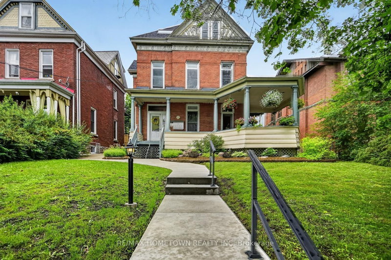 98 Pine Street