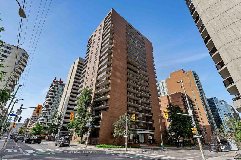 1804 - 475 Laurier Avenue W