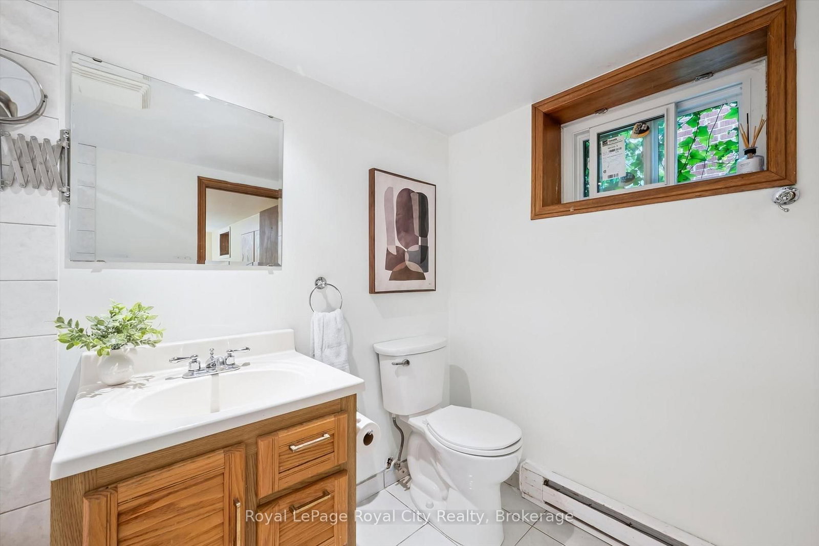 194 Grove Street • Guelph, ON photo 32