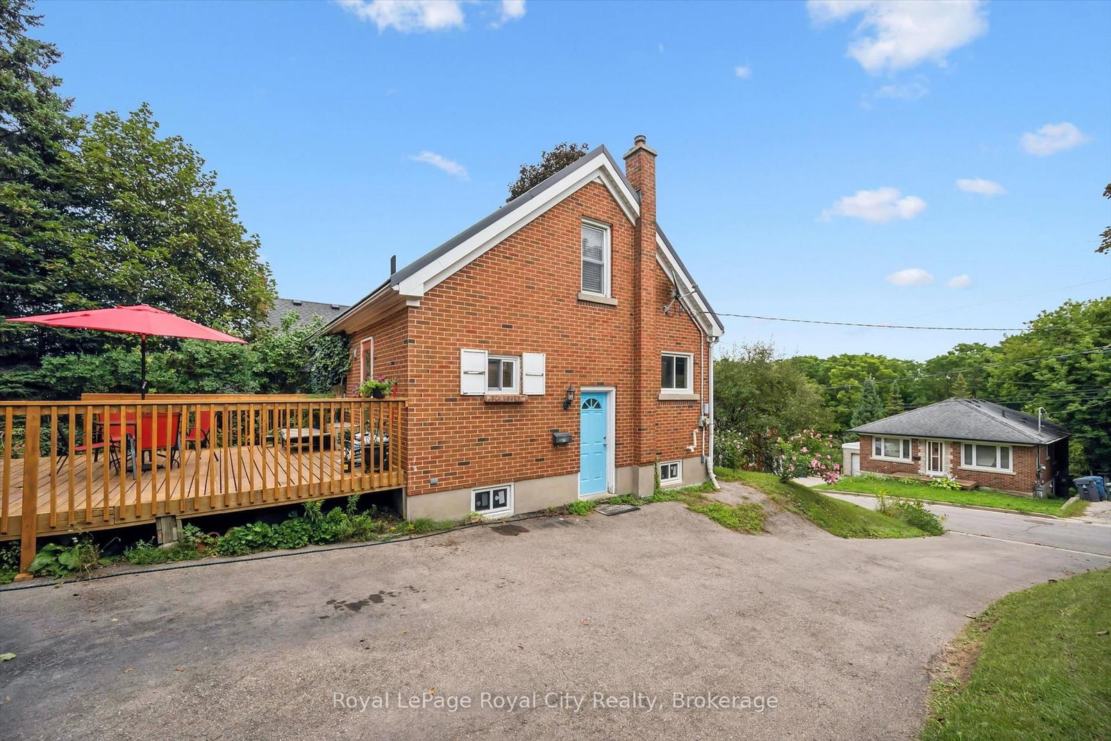 194 Grove Street • Guelph, ON photo 33